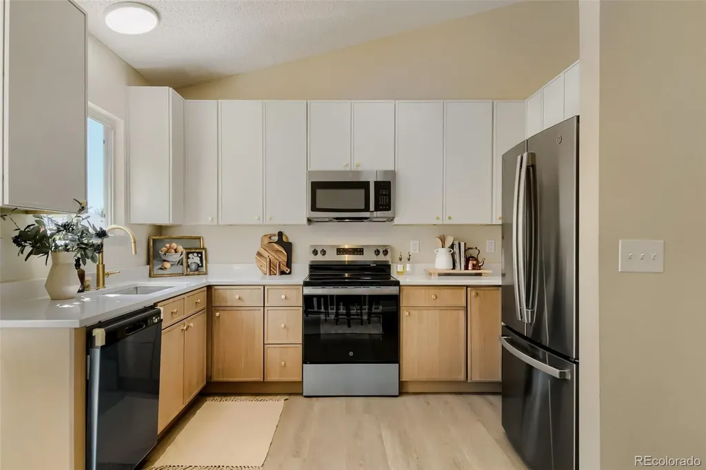2170 S Uravan Street Aurora CO 80013