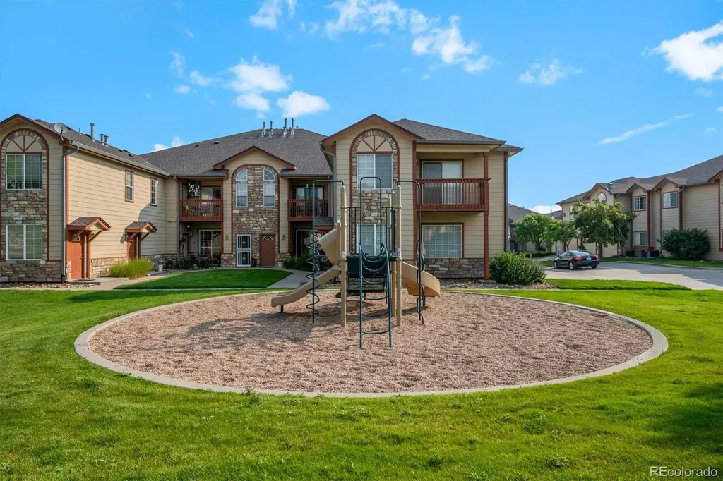 3261 E 103rd Place Denver CO 80229