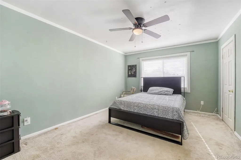 756 Ursula Street Aurora CO 80011