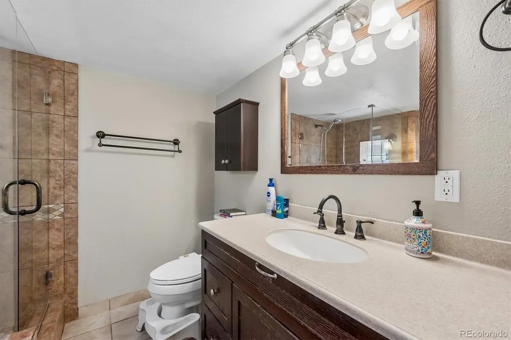 2637 N Garfield Street Denver CO 80205