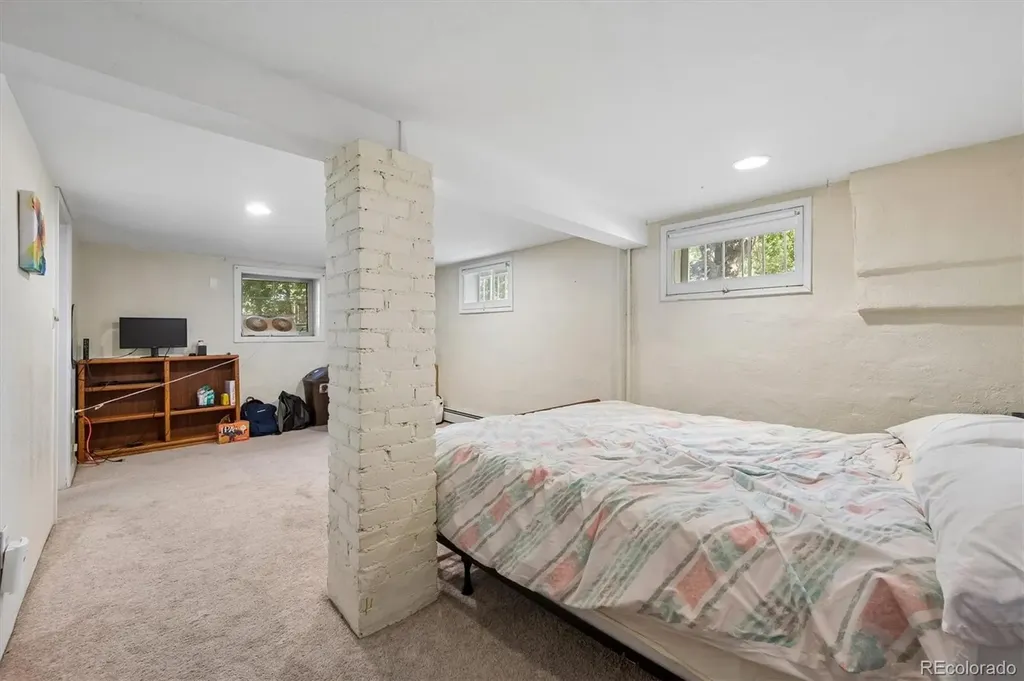 2637 N Garfield Street Denver CO 80205