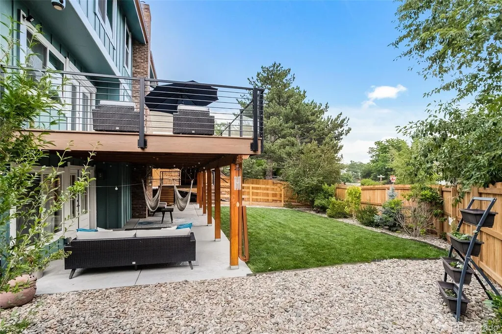 8140 Storm King Peak Littleton CO 80127