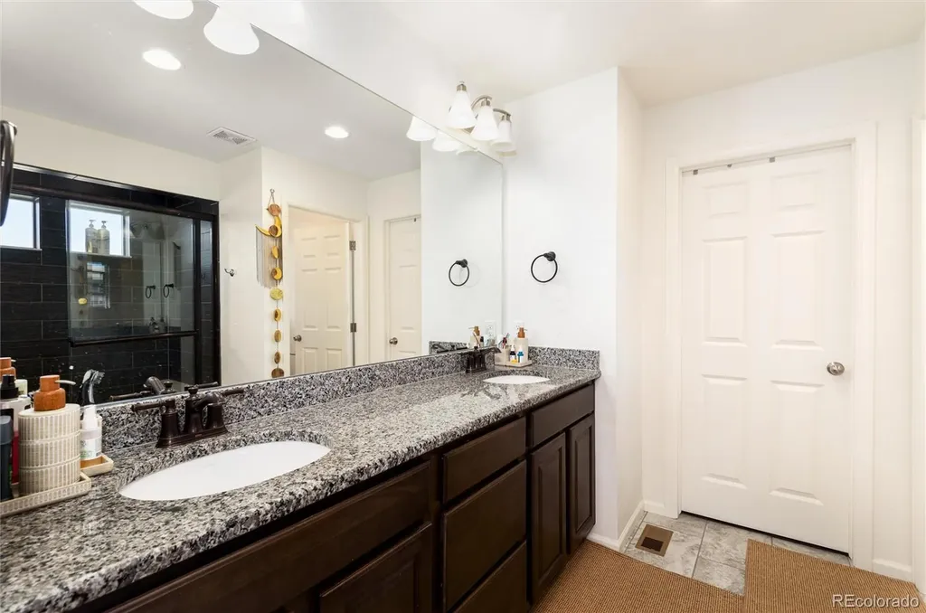18295 E 52nd Place Denver CO 80249