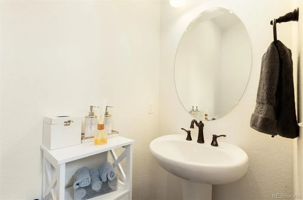 18295 E 52nd Place Denver CO 80249