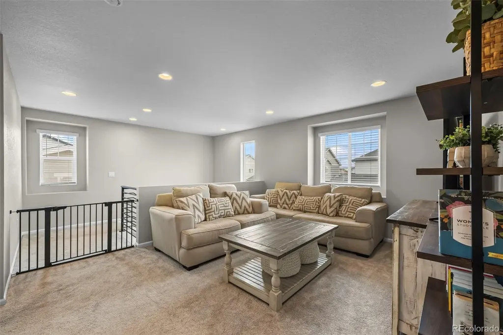 9754 Ceylon Street Commerce City CO 80022