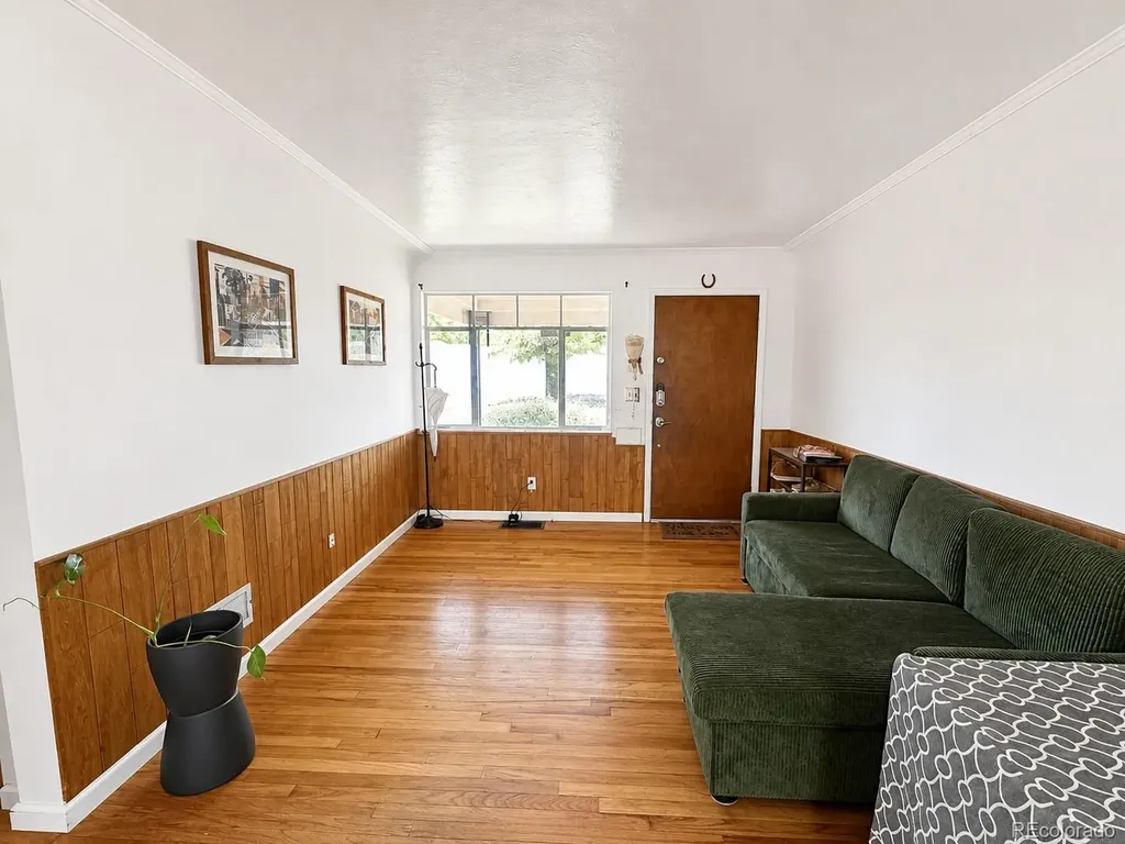 7363 W 19th Avenue Denver CO 80214