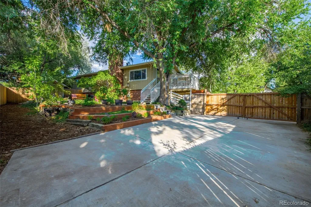 11199 E Wesley Avenue Aurora CO 80014