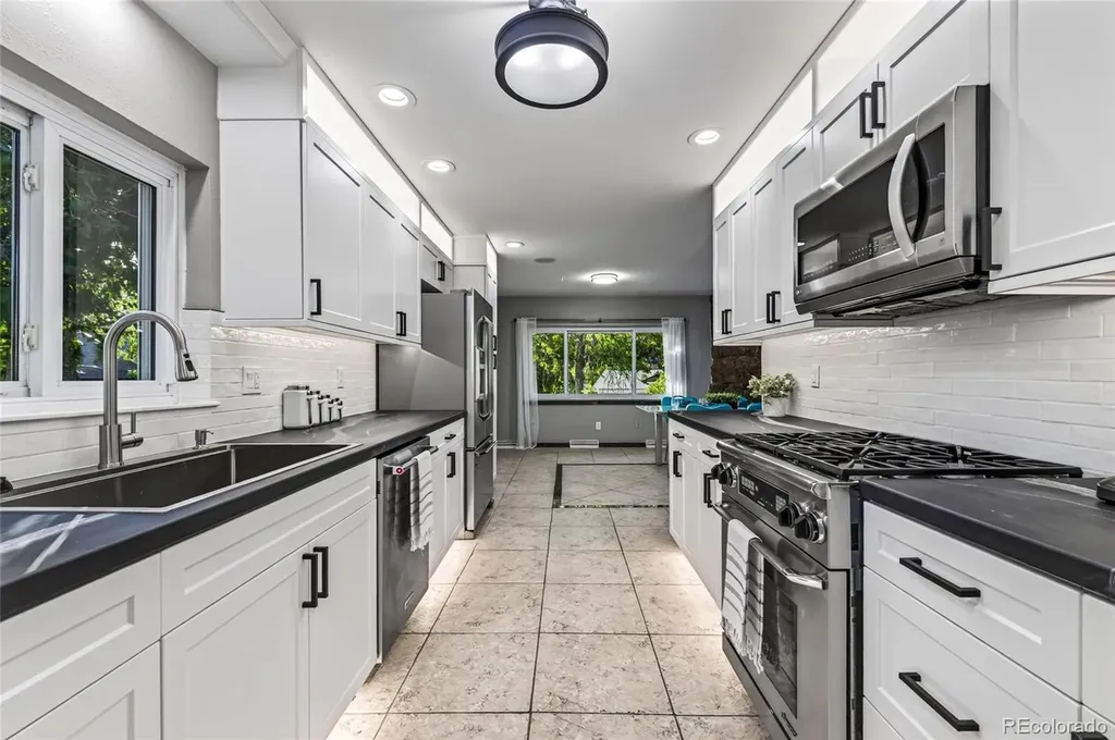 11199 E Wesley Avenue Aurora CO 80014