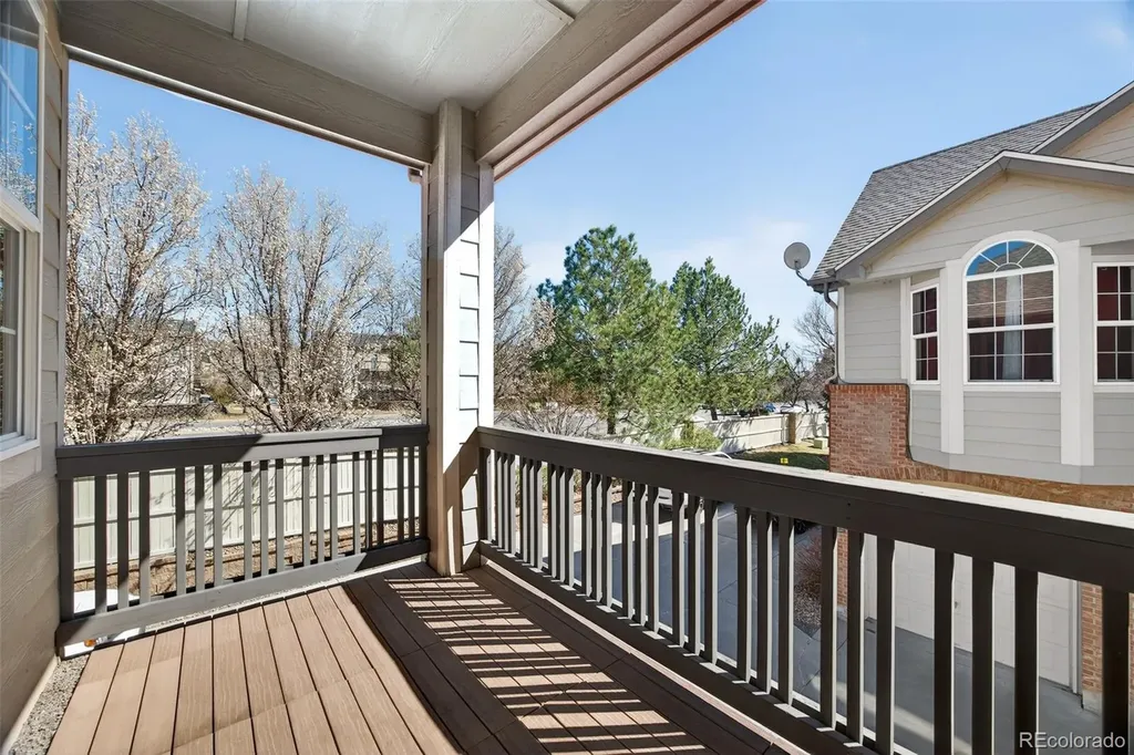160 Granby Way Aurora CO 80011