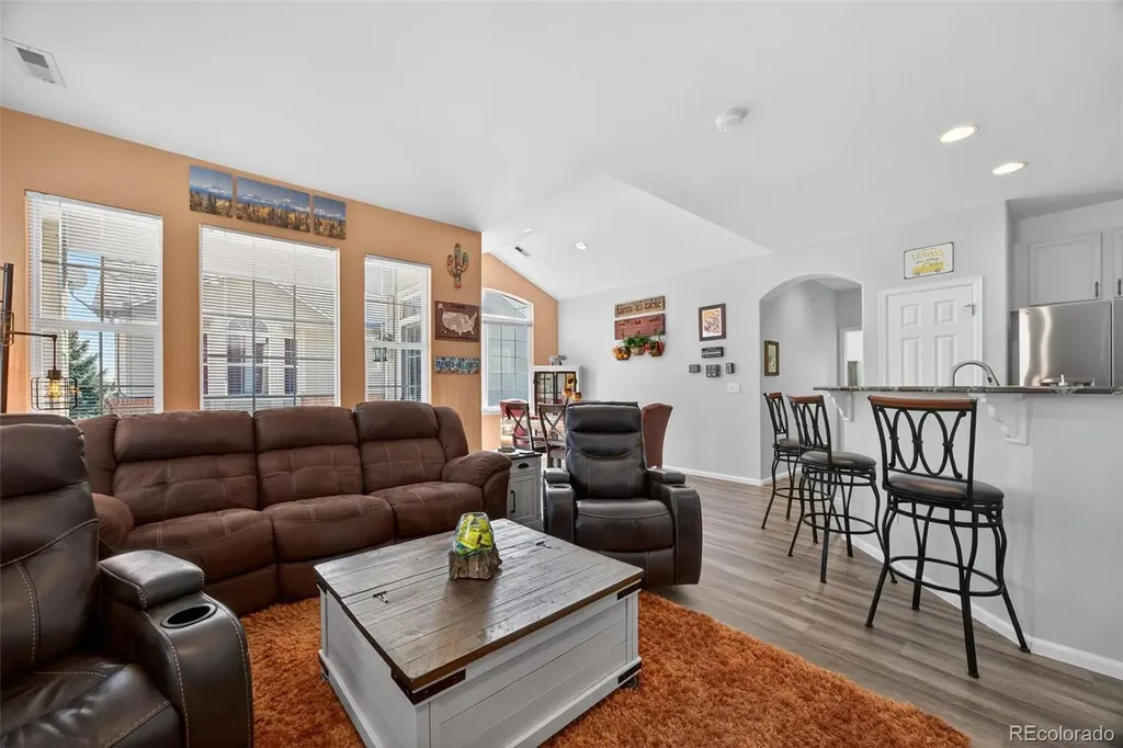 160 Granby Way Aurora CO 80011