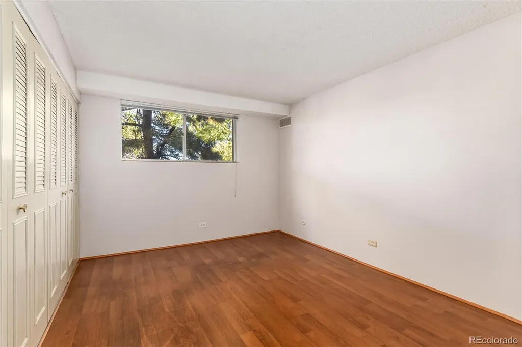 2325 S Linden Court Denver CO 80222