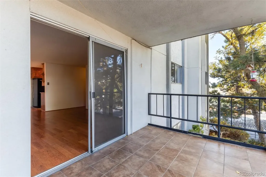 2325 S Linden Court Denver CO 80222