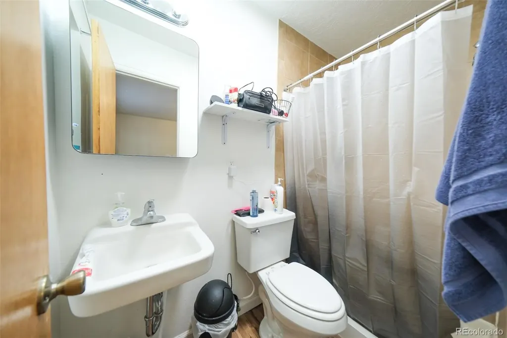 207 Bonney Drive Alamosa CO 81101
