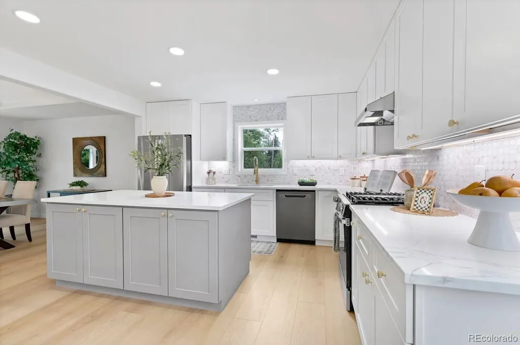 9010 W 11th Avenue Denver CO 80215