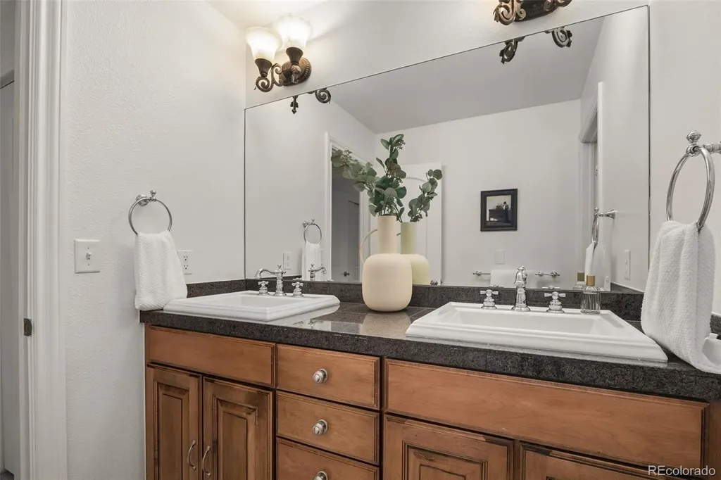1075 Jersey Street Denver CO 80220