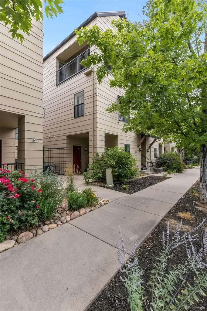 3068 Umatilla Street Denver CO 80211