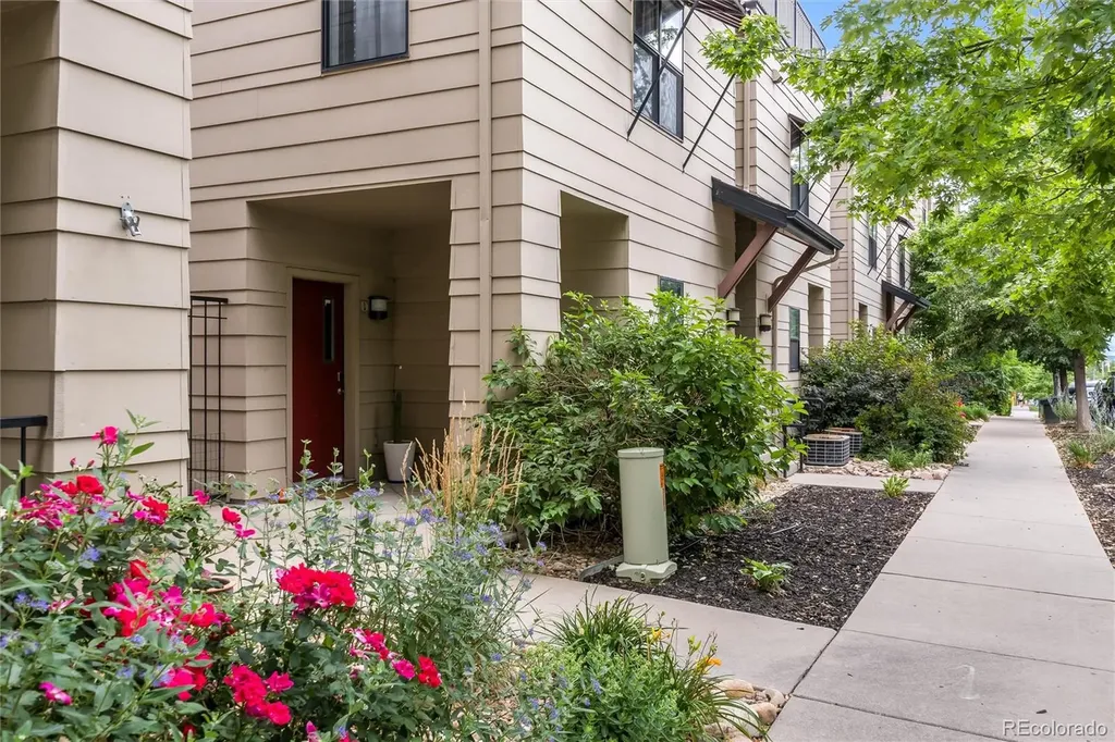 3068 Umatilla Street Denver CO 80211