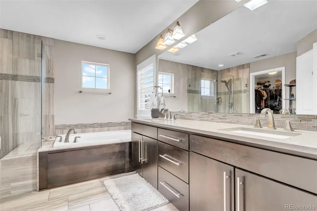 23850 E Ontario Place Aurora CO 80016