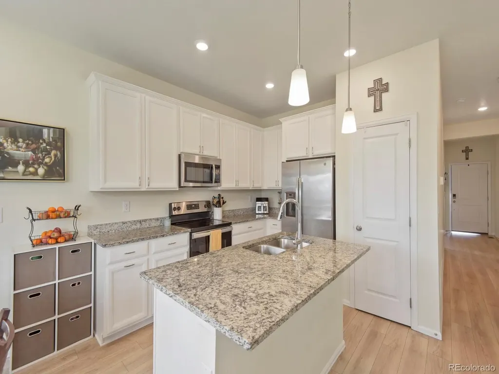 924 Peach Leaf Lane Elizabeth CO 80107