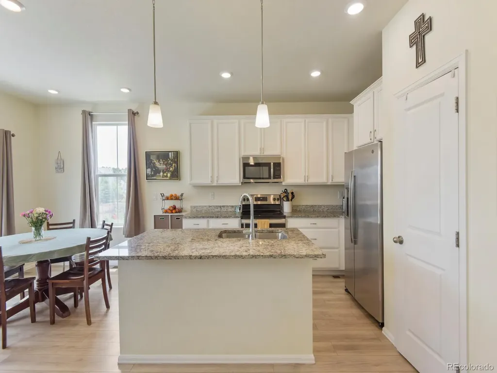 924 Peach Leaf Lane Elizabeth CO 80107