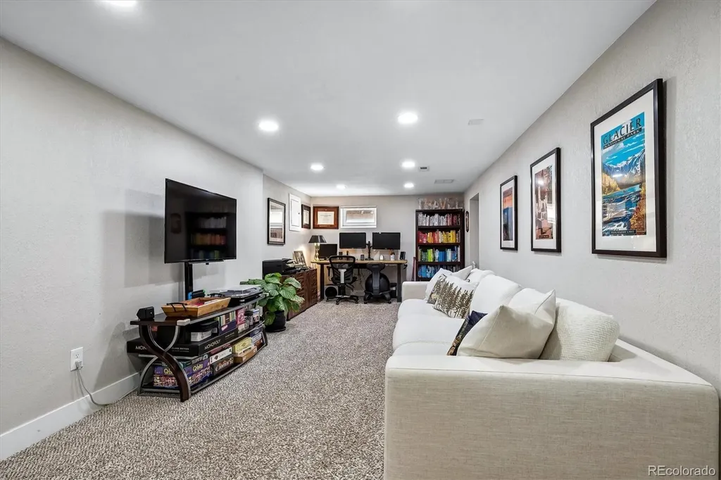 865 Grape Street Denver CO 80220
