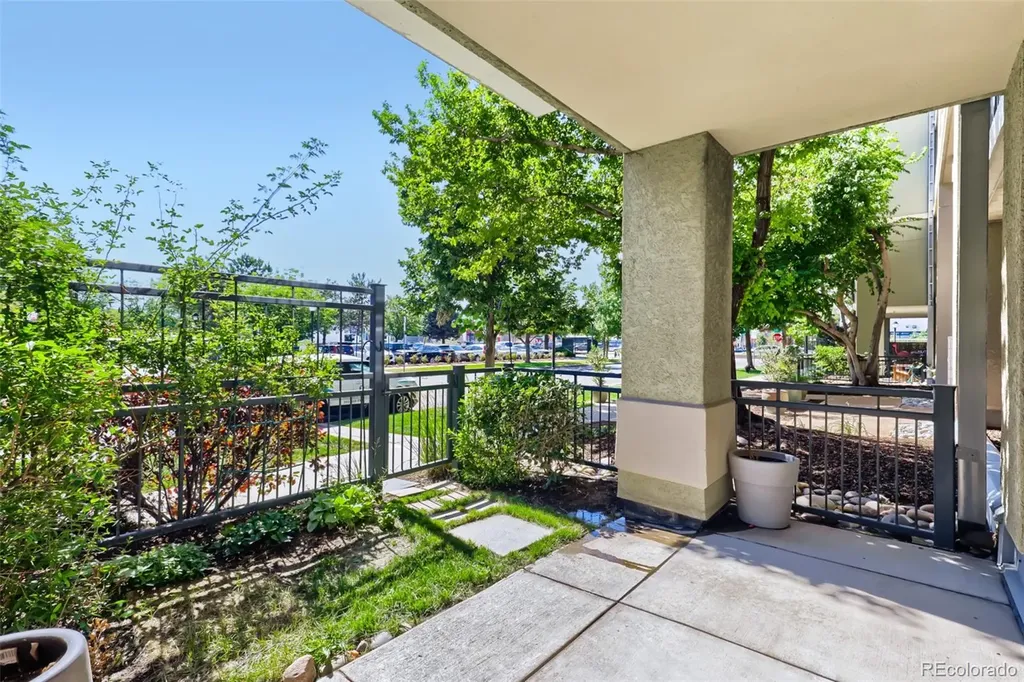 275 S Harrison Street Denver CO 80209
