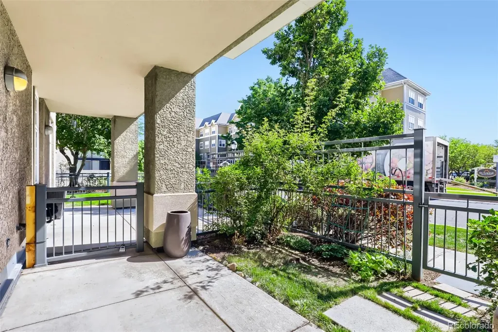 275 S Harrison Street Denver CO 80209