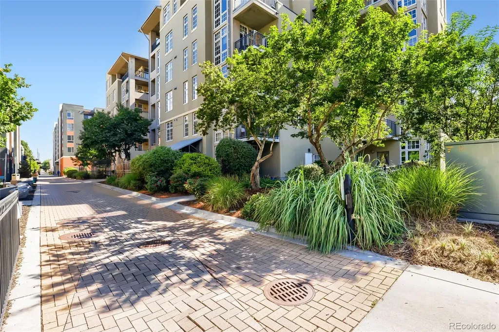 275 S Harrison Street Denver CO 80209