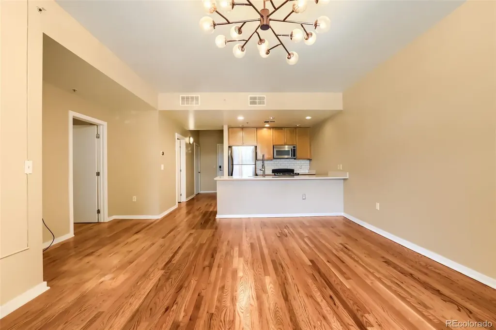 275 S Harrison Street Denver CO 80209