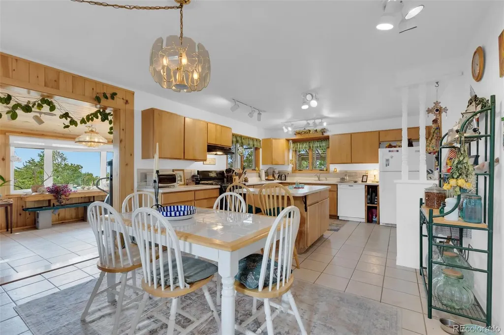 390 Starshine Crestone CO 81131