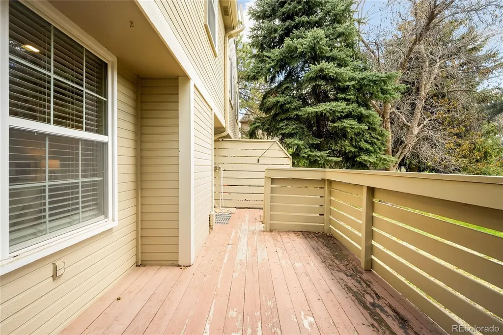 6958 E Briarwood Circle Centennial CO 80112
