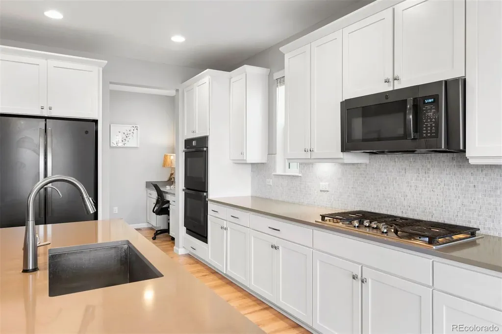 27645 E Geddes Place Aurora CO 80016