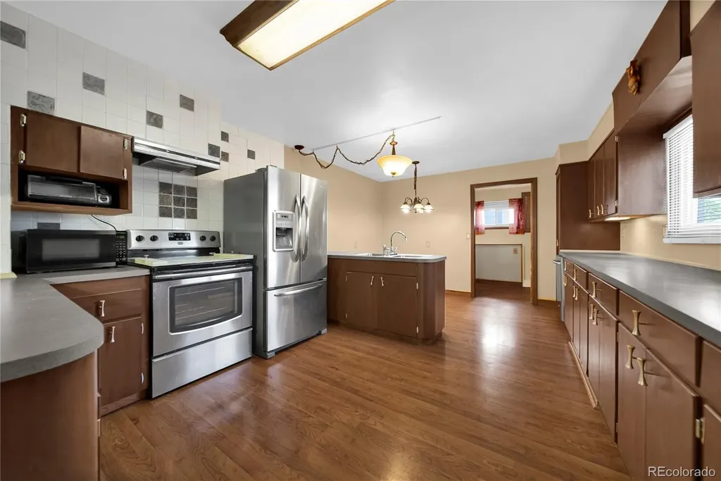 450 Date Avenue Akron CO 80720