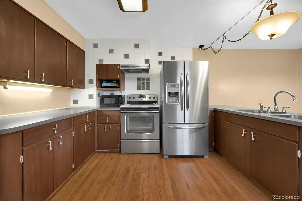 450 Date Avenue Akron CO 80720