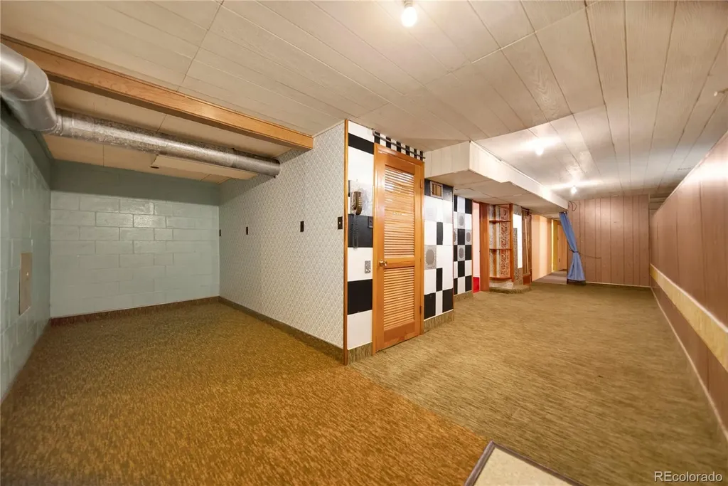 450 Date Avenue Akron CO 80720