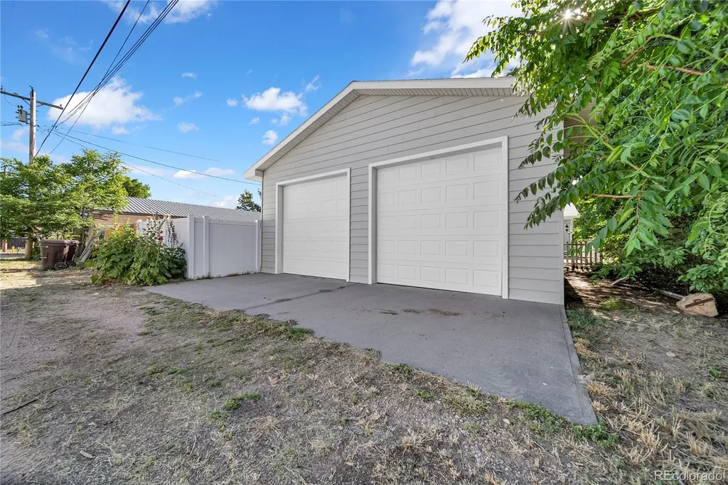 450 Date Avenue Akron CO 80720