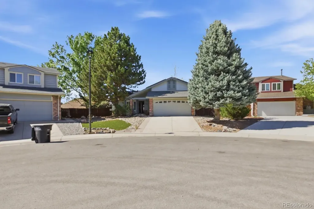 18941 E Chaffee Place Denver CO 80249
