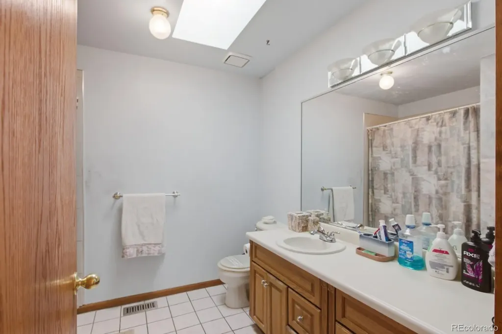 18941 E Chaffee Place Denver CO 80249