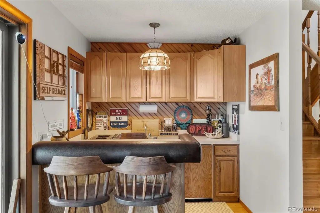247 Pinewood Road Florissant CO 80816