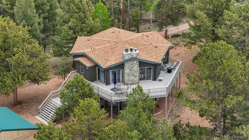 247 Pinewood Road Florissant CO 80816