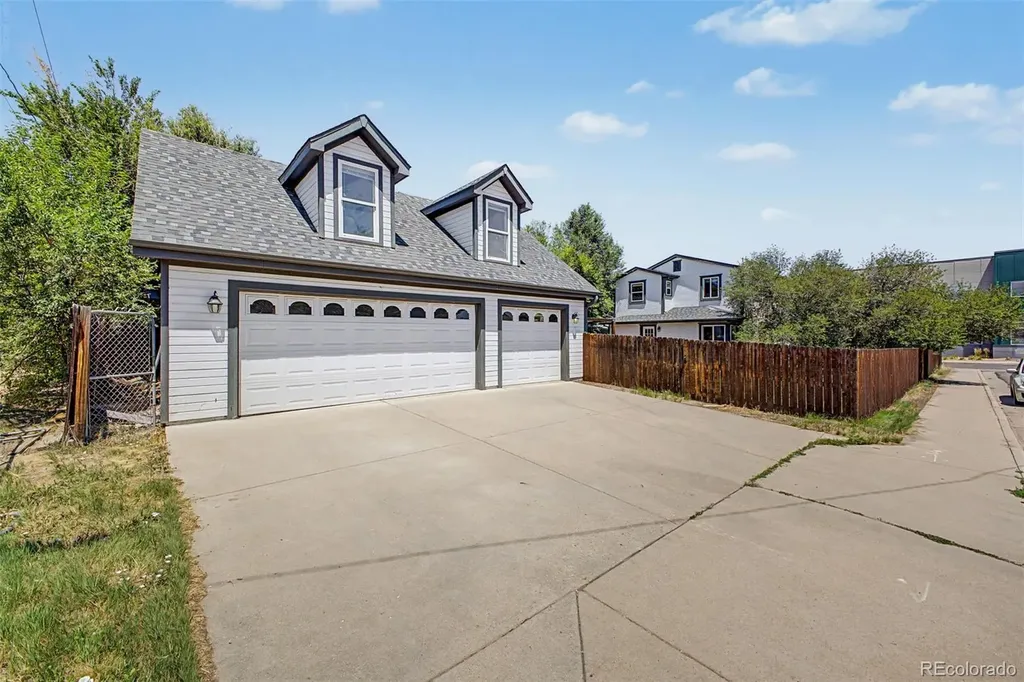 1805 Harlan Street Lakewood CO 80214