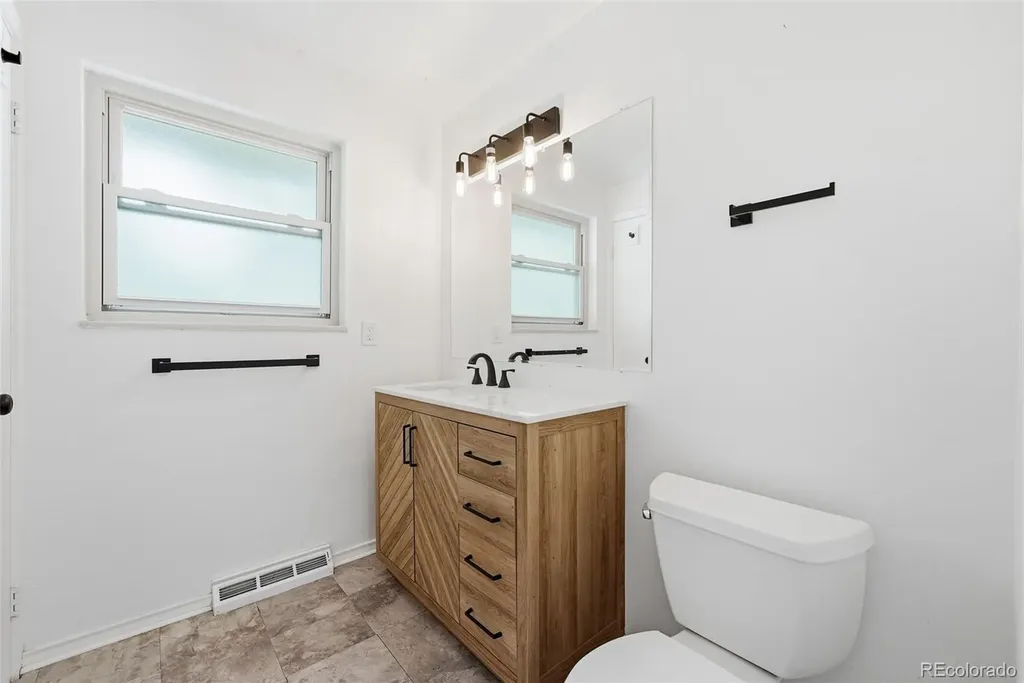 2953 S Verbena Way Denver CO 80231