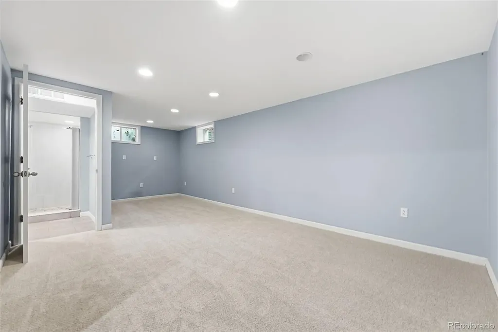 2953 S Verbena Way Denver CO 80231