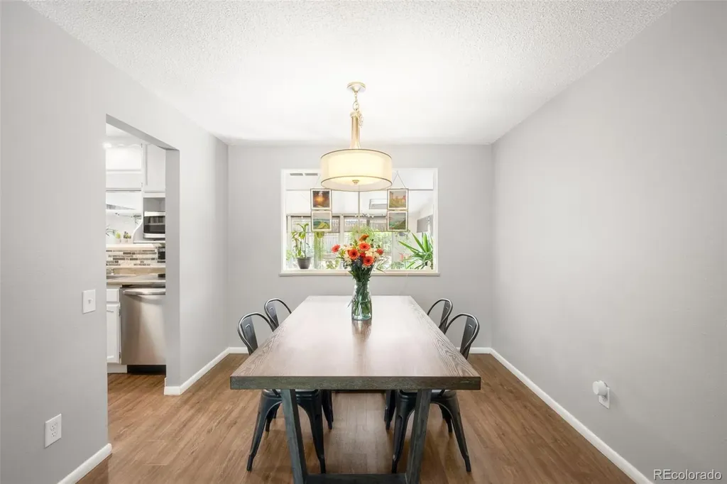 1658 S Ironton Street Aurora CO 80012