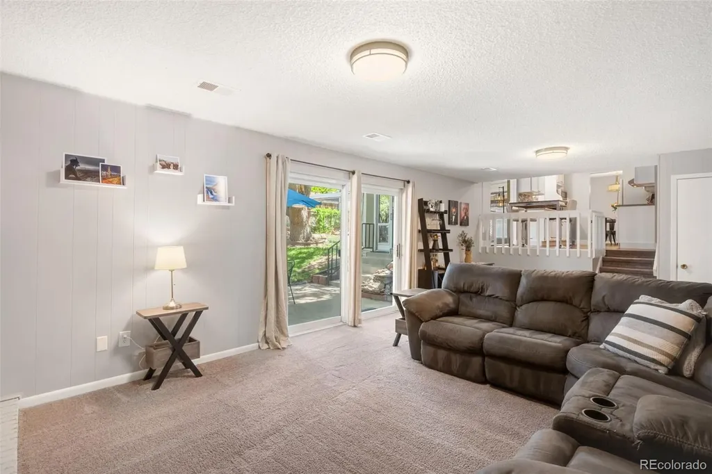 1658 S Ironton Street Aurora CO 80012