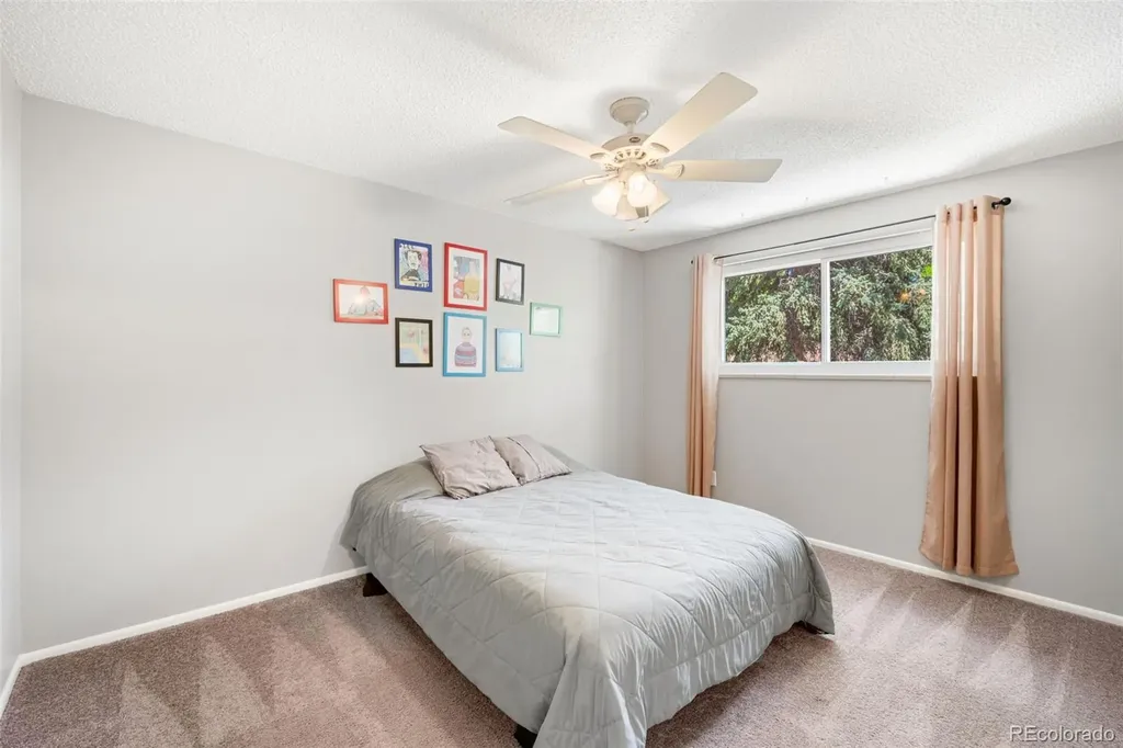 1658 S Ironton Street Aurora CO 80012