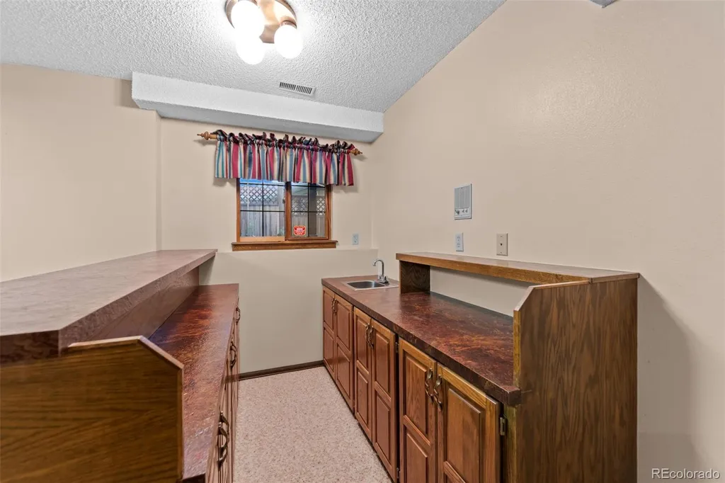 4165 Mcpherson Avenue Colorado Springs CO 80909