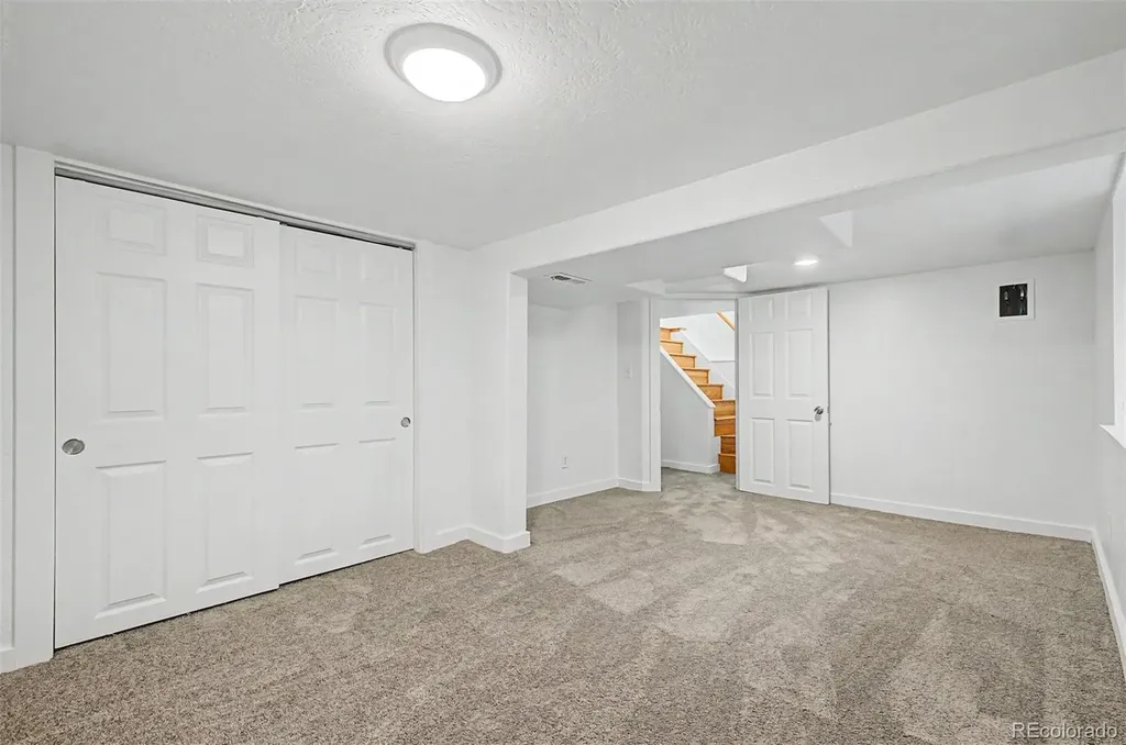 4997 Green Court Denver CO 80221