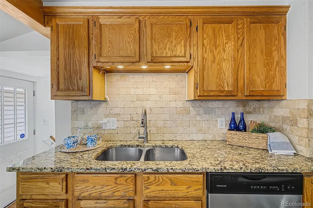 4997 Green Court Denver CO 80221
