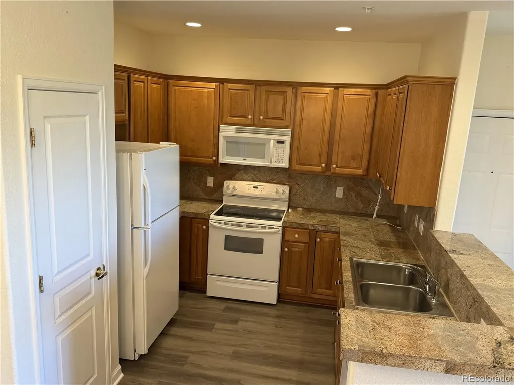 8039 Lee Drive Arvada CO 80005